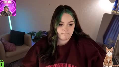 Mia online show from 03/19/26, 01:31