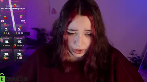 Mia online show from 04/11/26, 01:10