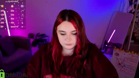 Snapshot of mia_r0ss chatting on 05/14/26, 01:23 Mia online show from 05/14/26, 01:23