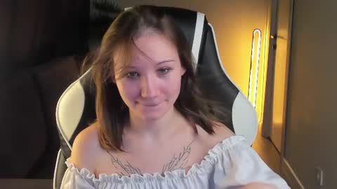Mia Ramsey online show from 08/04/26, 09:34