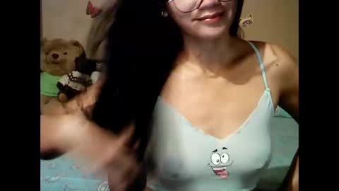 Snapshot of mia_rein chatting on 04/30/26, 02:29 mia_rein online show from 04/30/26, 02:29