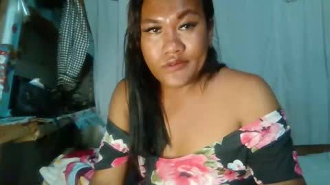 Snapshot of mia_revita chatting on 05/03/26, 08:37 mia_revita online show from 05/03/26, 08:37