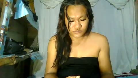 Snapshot of mia_revita chatting on 06/14/26, 05:48 mia_revita online show from 06/14/26, 05:48