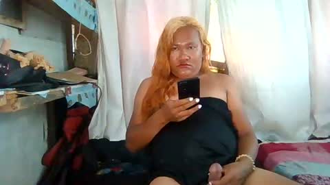Snapshot of mia_revita chatting on 07/23/26, 05:05 mia_revita online show from 07/23/26, 05:05