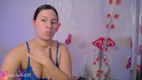Snapshot of mia_reys chatting on 02/25/25, 10:15 mia reys online show from 02/25/25, 10:15