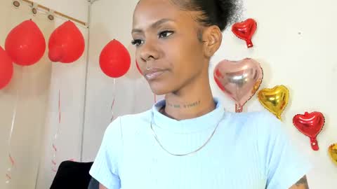 Snapshot of mia_rissi chatting on 02/21/25, 03:32 Mia online show from 02/21/25, 03:32