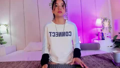 mia rousse25 online show from 02/18/26, 03:08