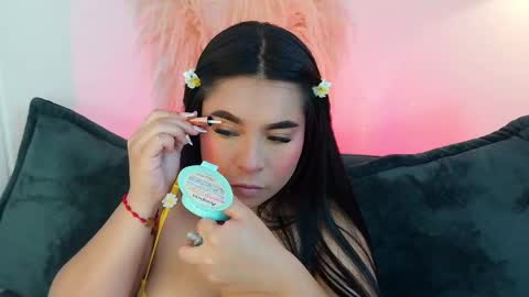 Mia online show from 04/18/26, 08:20