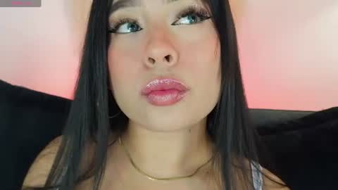Snapshot of mia_roux1 chatting on 07/16/26, 11:00 Mia online show from 07/16/26, 11:00