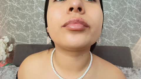 Mia Roux online show from 01/25/25, 07:07