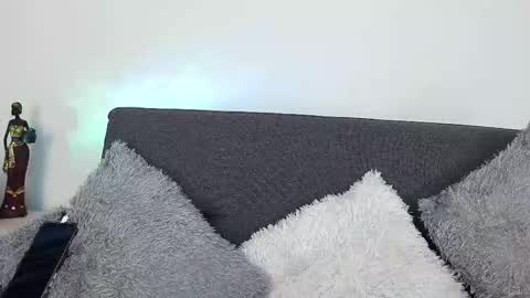 Mia Roux online show from 09/26/25, 06:12