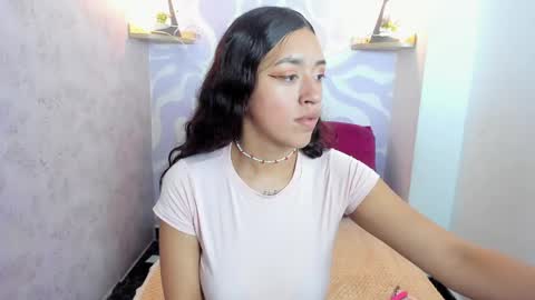Snapshot of mia_scarlet7 chatting on 05/22/26, 01:06 Mia . online show from 05/22/26, 01:06