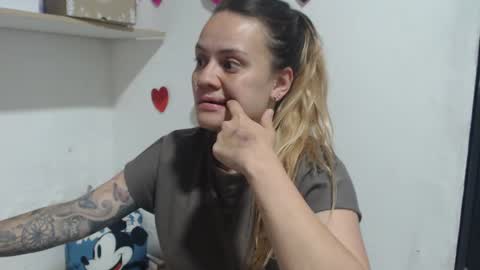 Snapshot of mia_sepulveda chatting on 12/04/24, 03:15 Mia Sepulveda online show from 12/04/24, 03:15