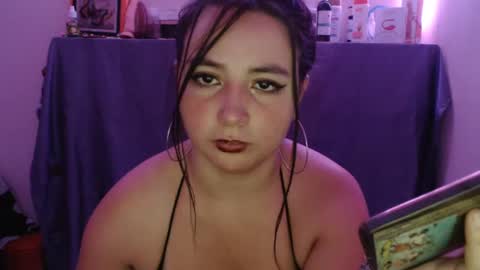 mia_smithl online show from 02/01/25, 01:34