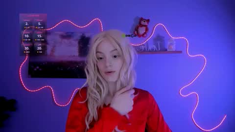 mia_starrr_ online show from 03/04/26, 08:48