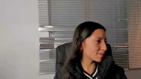 Snapshot of mia_velmont chatting on 07/03/26, 02:40 Miaaa online show from 07/03/26, 02:40