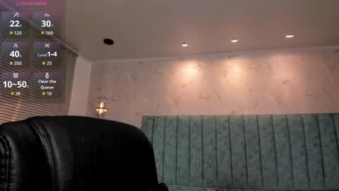 Snapshot of mia_velmont chatting on 07/24/26, 02:31 Miaaa online show from 07/24/26, 02:31