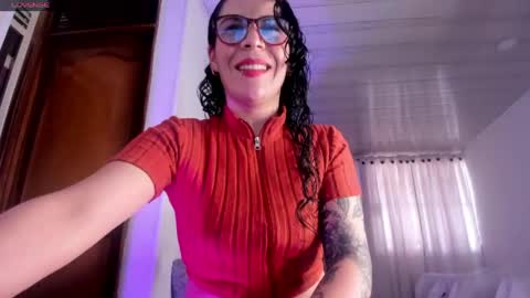 Snapshot of mia_velvet1 chatting on 06/01/26, 01:02 MIA online show from 06/01/26, 01:02