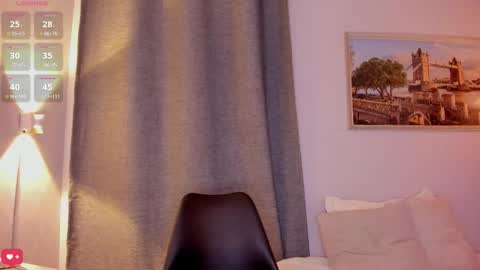 Mia White  online show from 10/25/25, 12:34