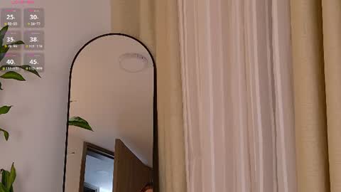 Mia White  online show from 06/24/26, 03:33