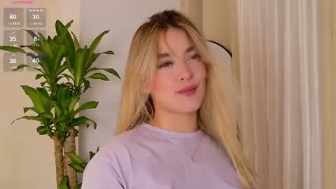 Mia White  online show from 06/30/26, 03:35