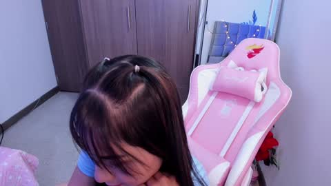 mia  nicolle online show from 01/09/25, 11:45