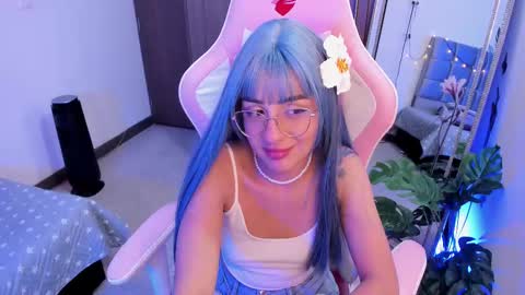 mia  nicolle online show from 03/06/25, 07:03