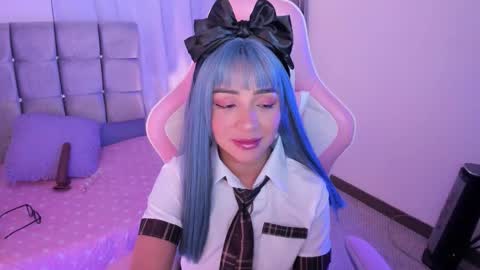 mia  nicolle online show from 09/21/25, 04:14