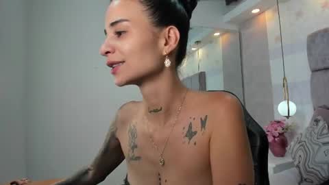 Snapshot of miaa_diamondd1 chatting on 07/07/26, 12:31 Mia online show from 07/07/26, 12:31