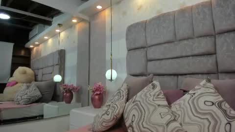 Snapshot of miaa_diamondd1 chatting on 07/24/26, 12:36 Mia online show from 07/24/26, 12:36