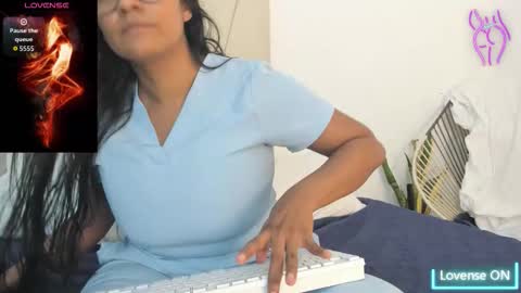 Mia  online show from 10/08/25, 12:14