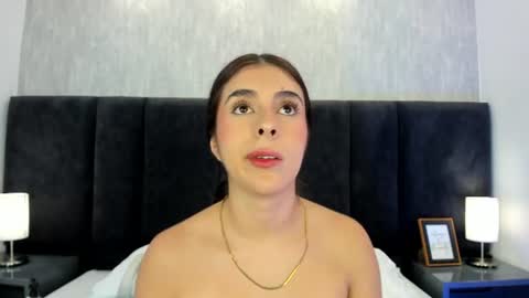 Snapshot of miaa_lind chatting on 06/12/26, 04:44 miaa Lind online show from 06/12/26, 04:44