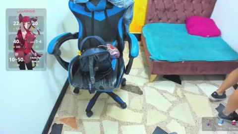       online show from 11/23/25, 12:27