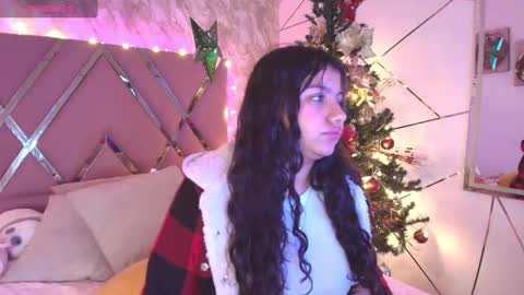 miaa_smiith1 online show from 12/22/24, 11:33