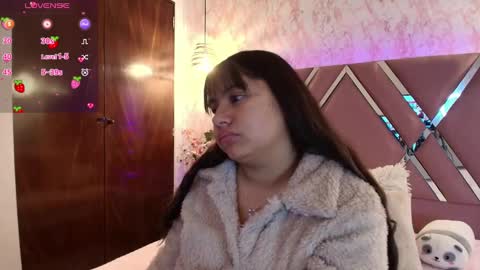 miaa_smiith1 online show from 02/11/25, 12:16