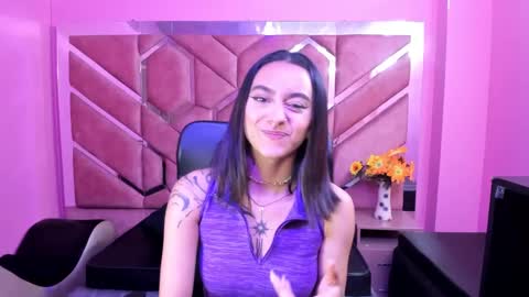Snapshot of miaa_thopmson chatting on 09/11/25, 10:43 Miaa online show from 09/11/25, 10:43