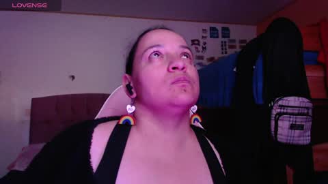 Snapshot of miaabrownn chatting on 04/15/26, 09:26 MIA online show from 04/15/26, 09:26