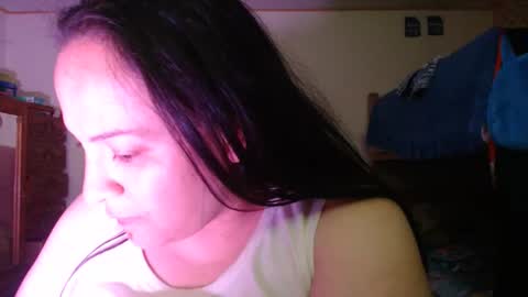 Snapshot of miaabrownn chatting on 04/23/26, 02:08 MIA online show from 04/23/26, 02:08