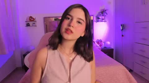 Mia  online show from 02/28/26, 11:39