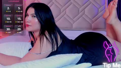 Miaa Farrel online show from 09/23/25, 08:01