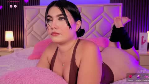 Miaa Farrel online show from 04/10/26, 07:18