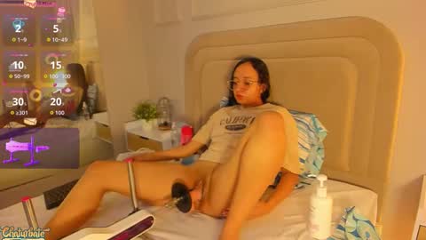 miaaffox online show from 02/08/26, 02:20