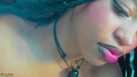Snapshot of miaakittyy chatting on 05/22/26, 11:38 miaakittyy online show from 05/22/26, 11:38