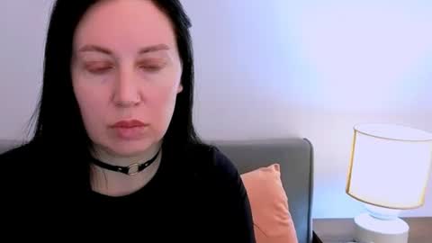 Mia online show from 02/28/26, 06:58