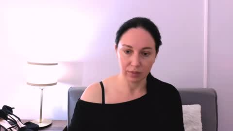 Snapshot of miaalluring chatting on 07/20/26, 04:20 Mia online show from 07/20/26, 04:20