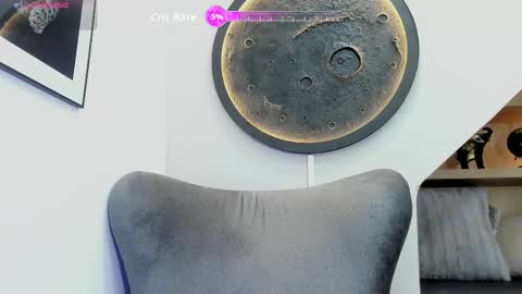 Mia online show from 02/14/26, 12:24