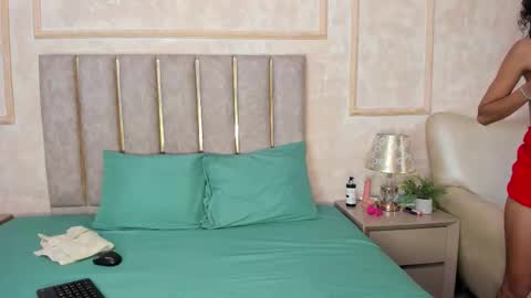 Miaasummer online show from 02/10/26, 11:58