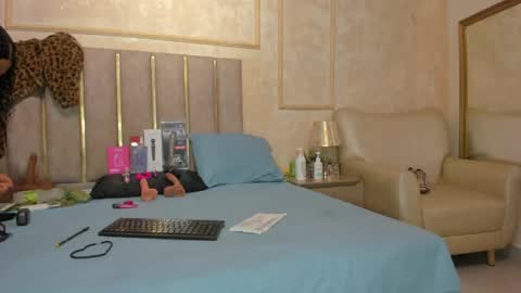 Snapshot of miaasummer chatting on 05/29/26, 11:41 Miaasummer online show from 05/29/26, 11:41