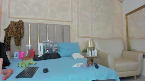 Snapshot of miaasummer chatting on 06/22/26, 11:29 Miaasummer online show from 06/22/26, 11:29