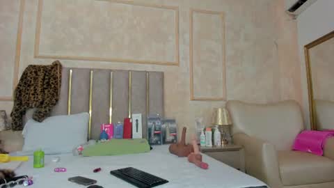 Snapshot of miaasummer chatting on 06/26/26, 11:25 Miaasummer online show from 06/26/26, 11:25